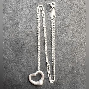 Tiffany&Co. Open Heart (16mm) Necklace in Sterling Silver (16in)
